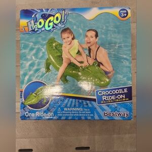 H2O Go Pool Crocodile Float